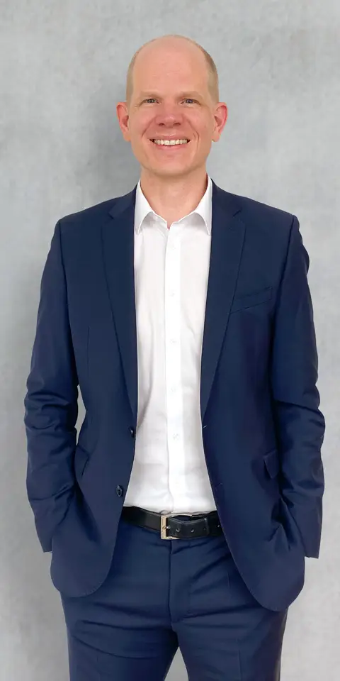 Florian Schwuchow, LL.M. (Melbourne)
